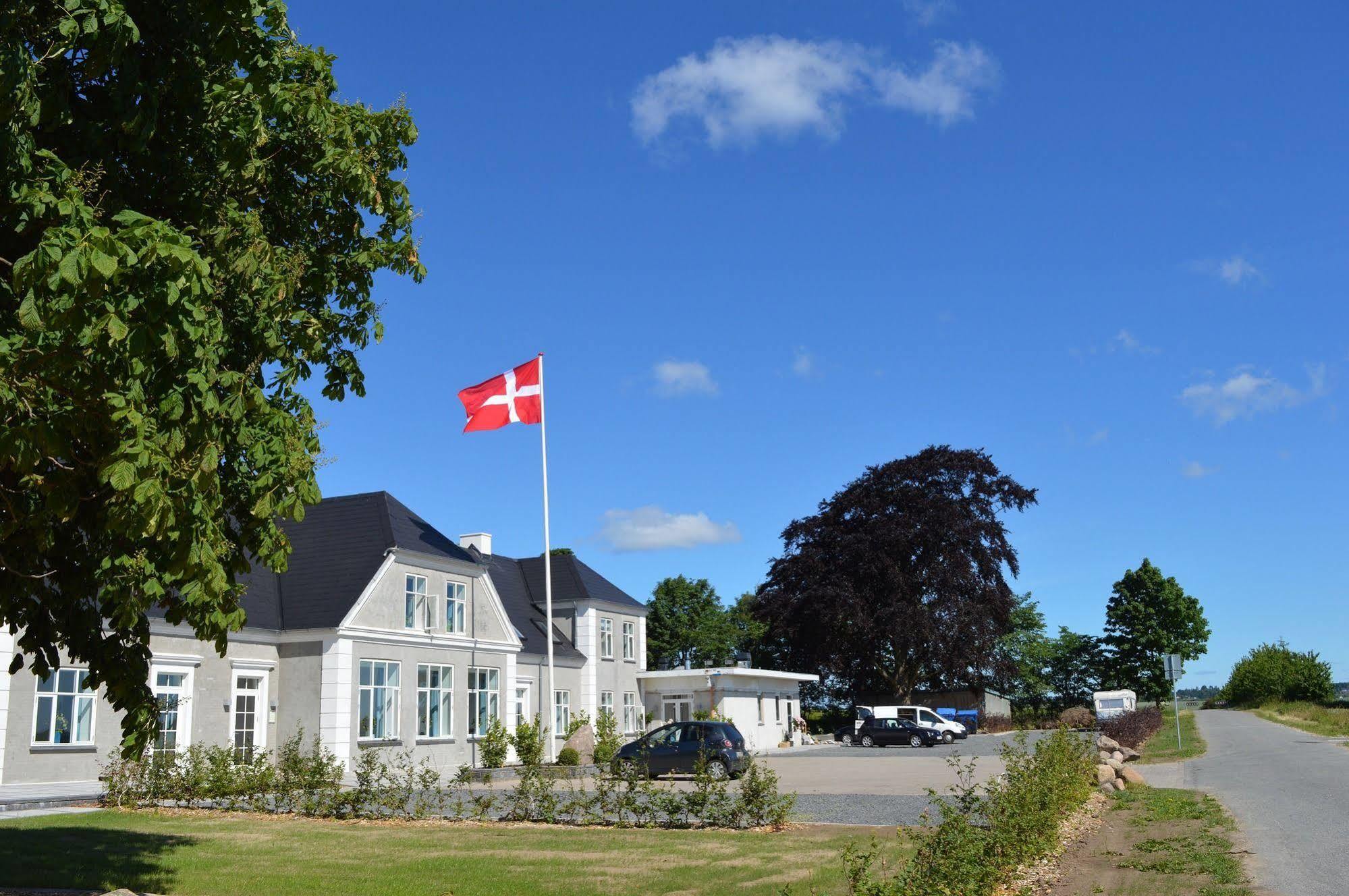 Femhoj Bed and Breakfast Jægerspris Exterior foto